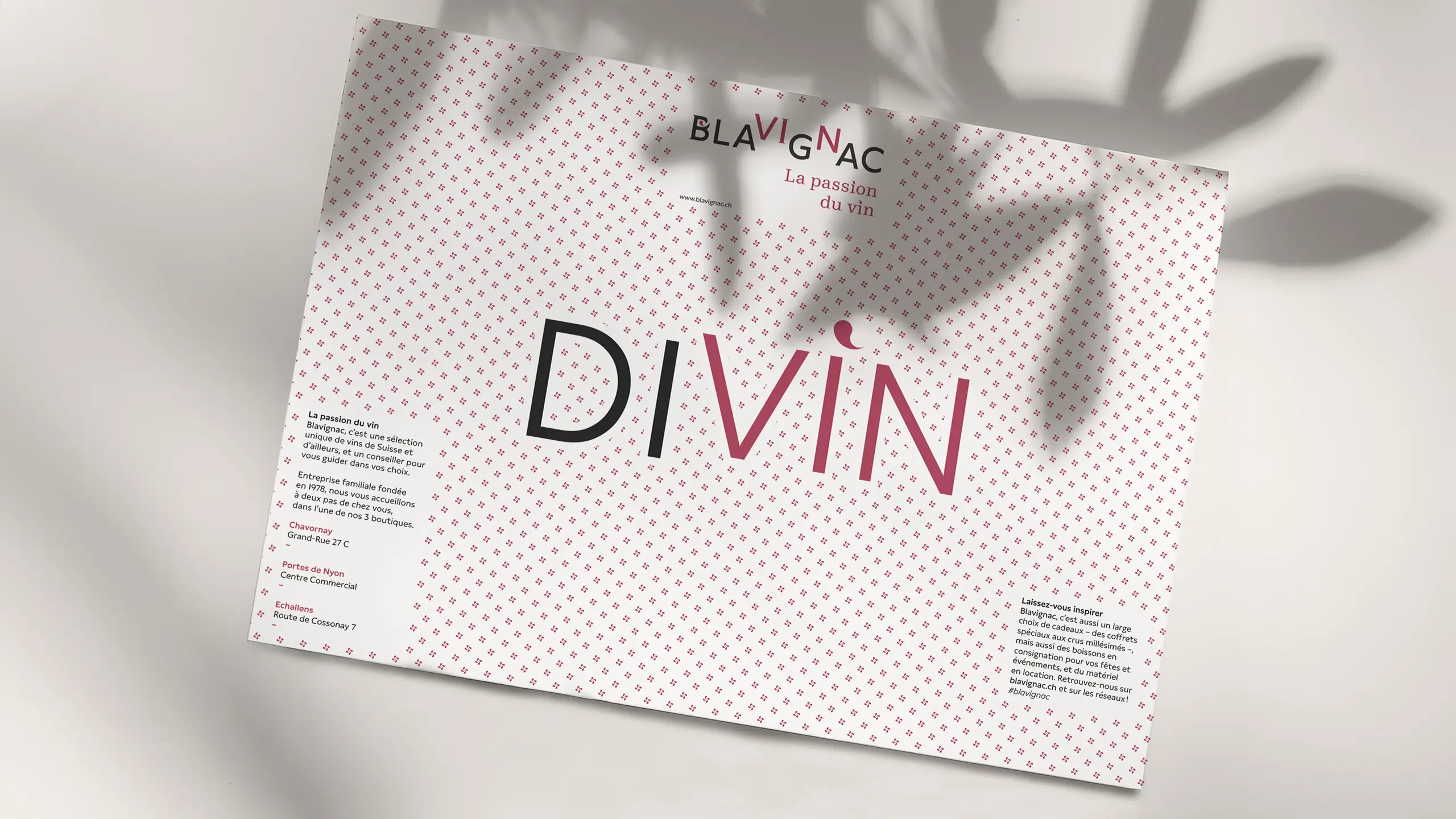 Set de table Blavignac imprimé du motif de gouttes, jeu typographique sur le mot divin