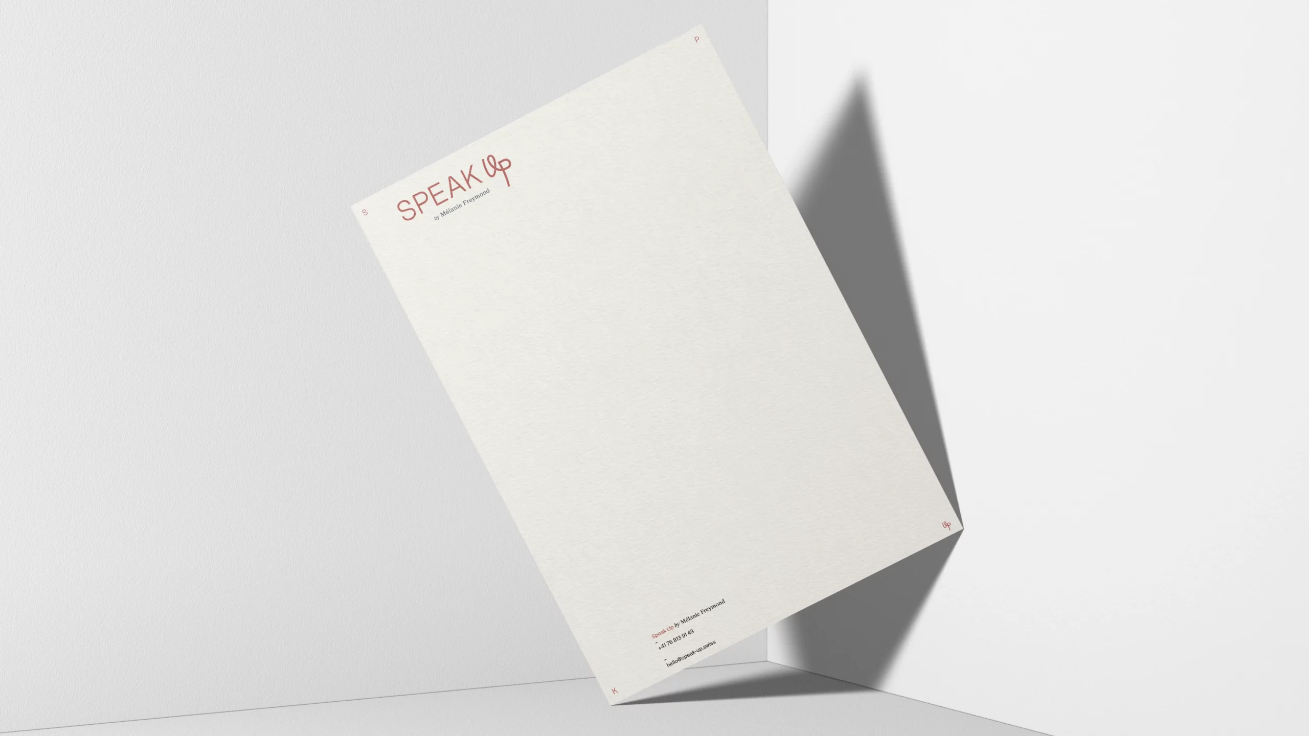 Papier à en-tête Speak Up avec le logotype et les coordonnées de Mélanie Freymond.