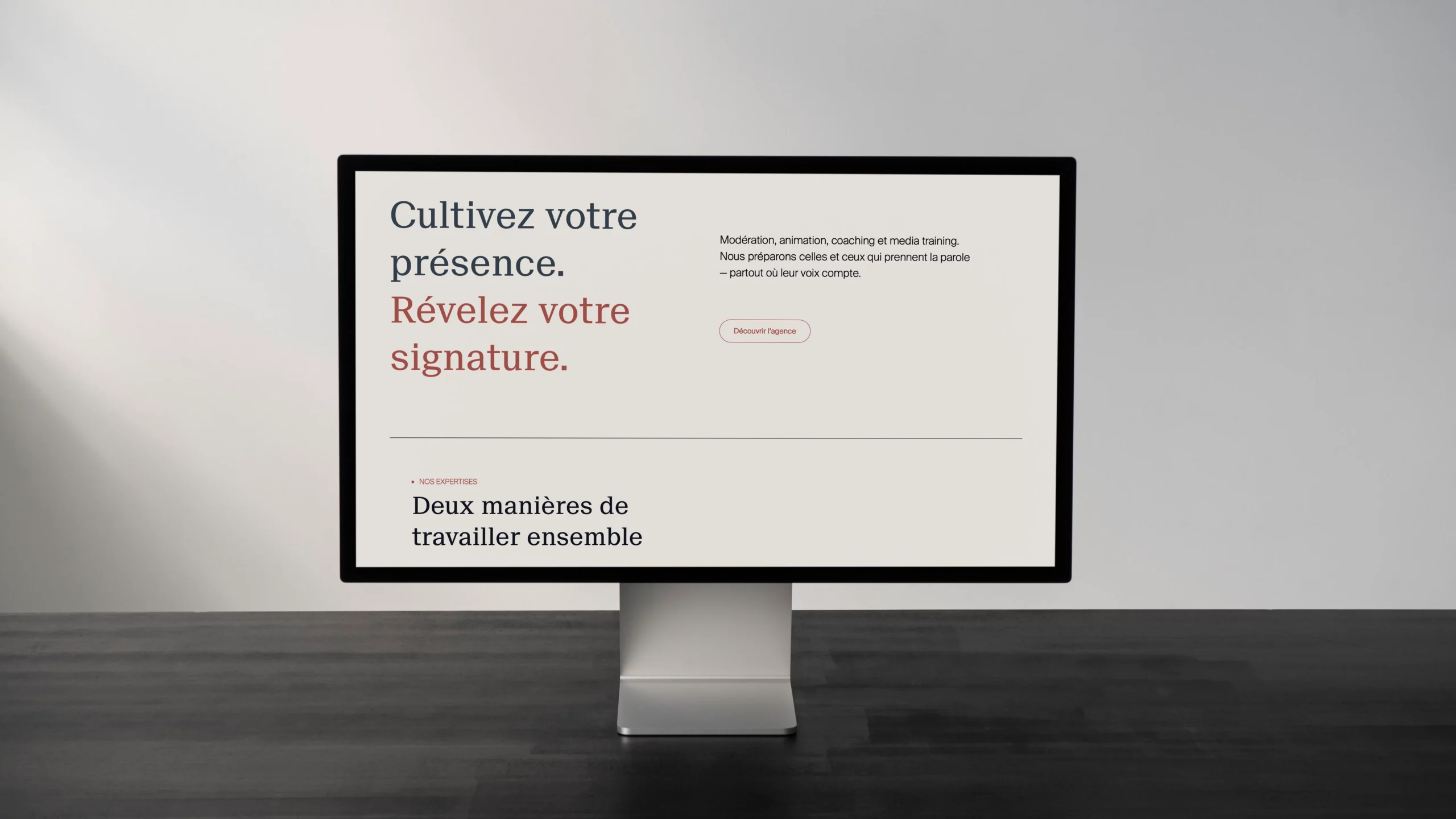Page d’accueil du site Speak Up présentant la signature «Cultivez votre présence. Révélez votre signature.»